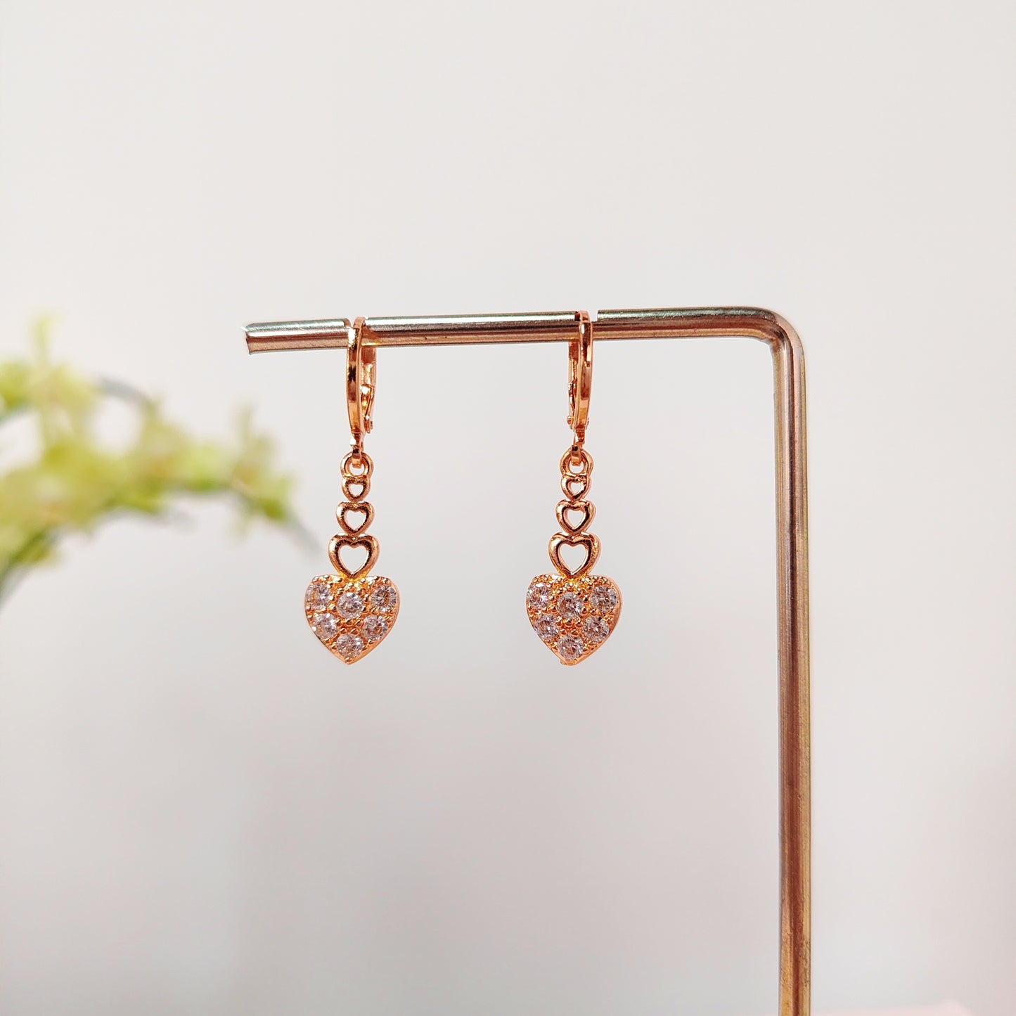 Gold Heart Dangle Earrings | Y2K Cute Linked Heart Chain | Lightweight CZ Drop Earrings | Romantic Everyday Earrings | Dainty Gift for Her