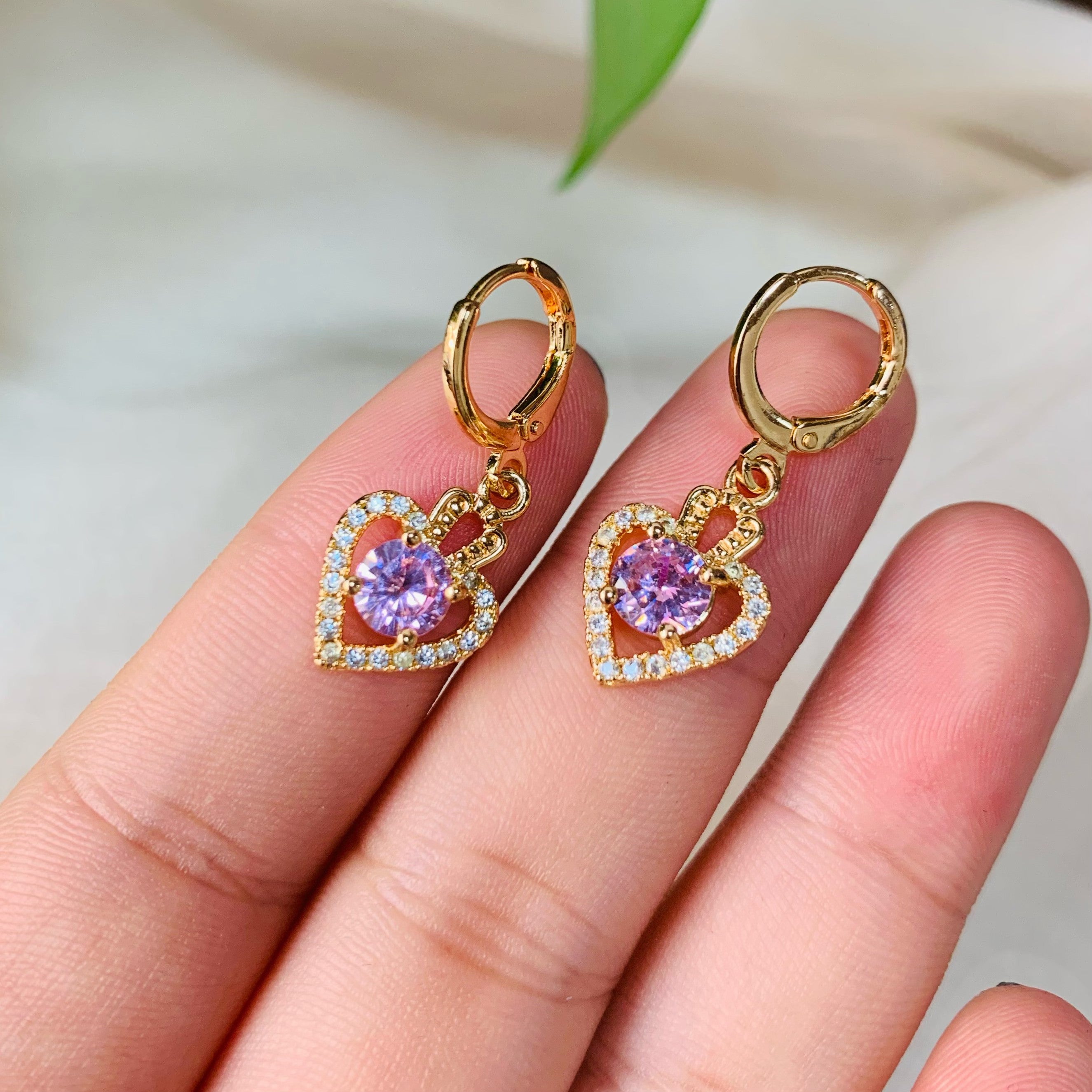 Sparkling Heart Earrings Set