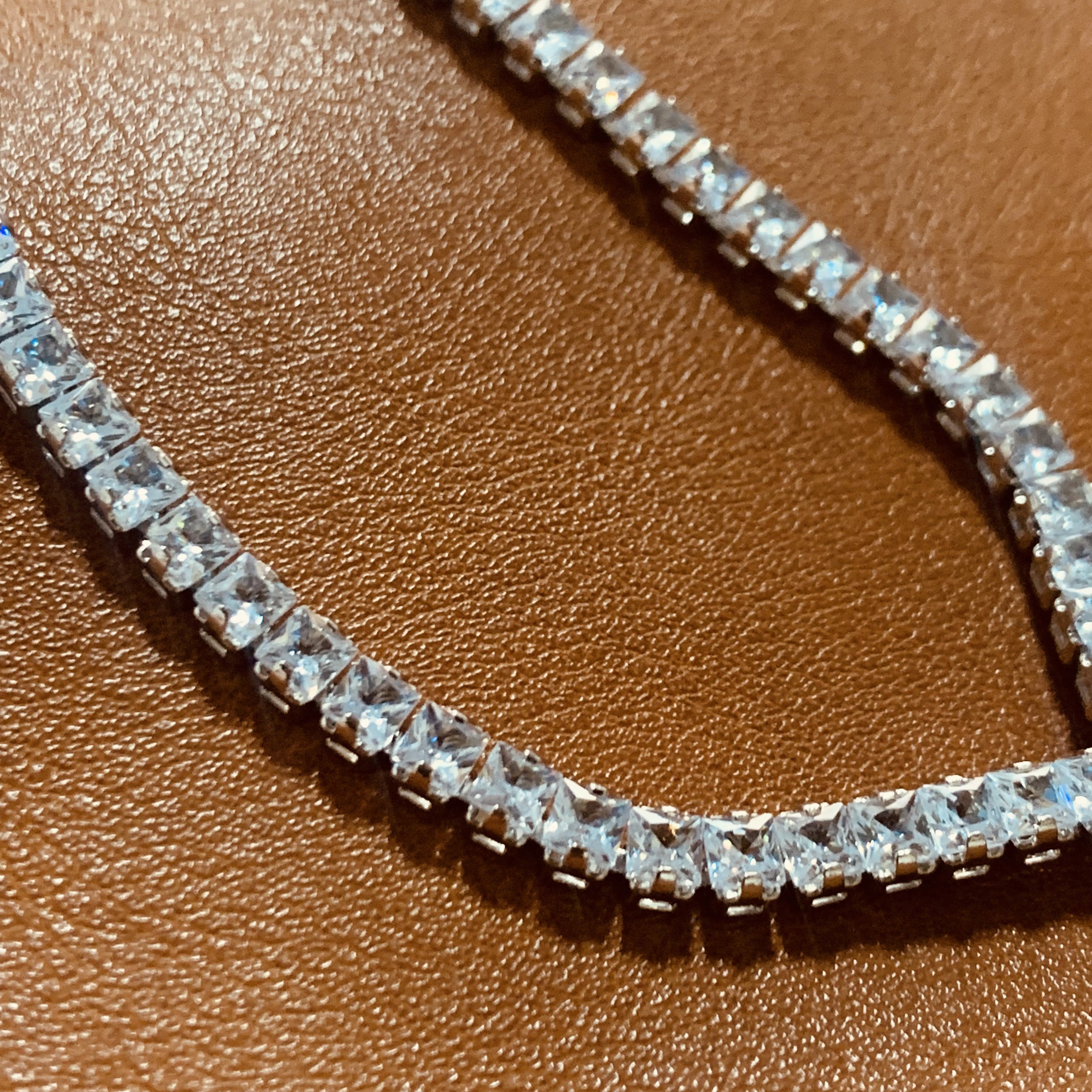 Teardrop Pendant Crystal Necklace