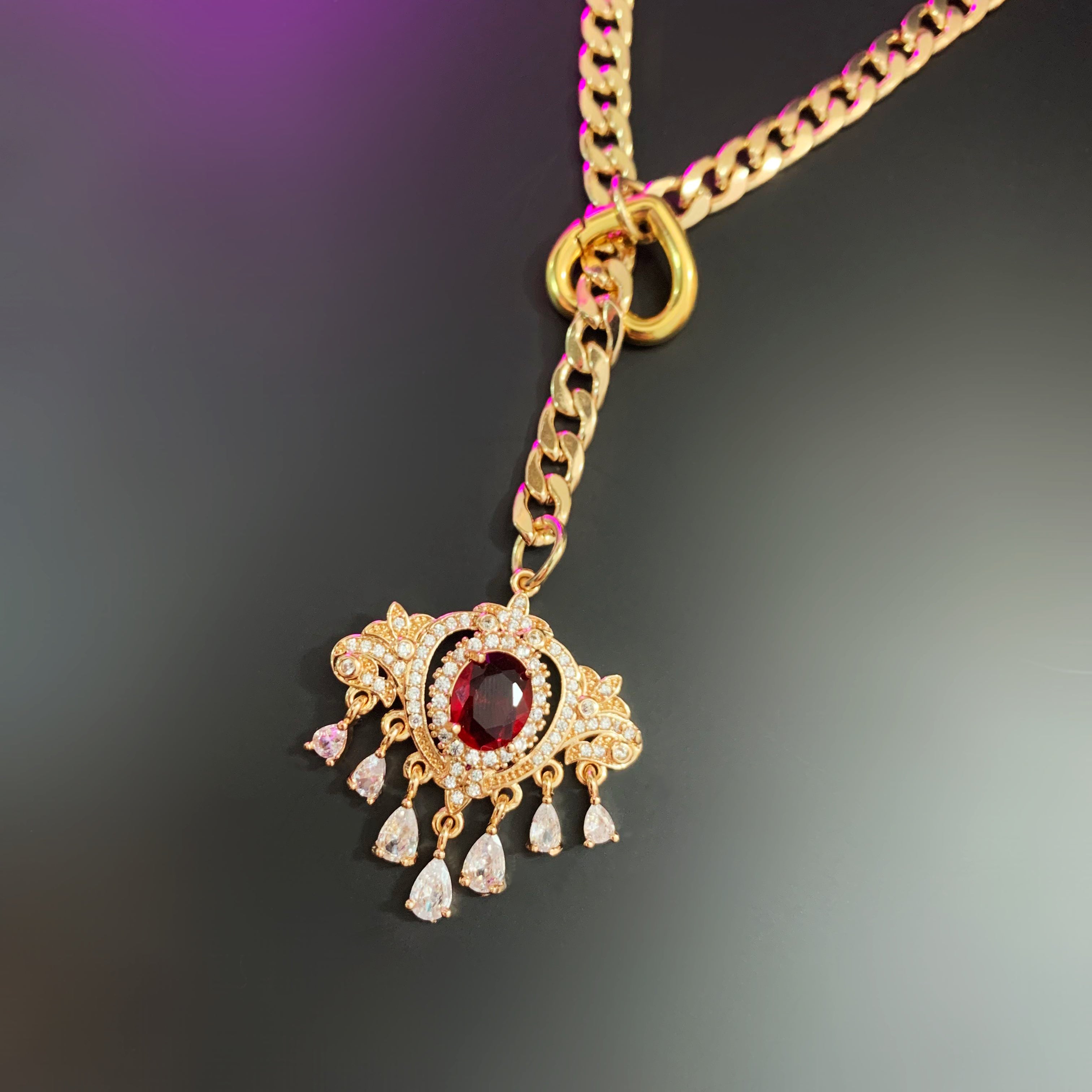 Chain Necklace with Gemstone Pendant