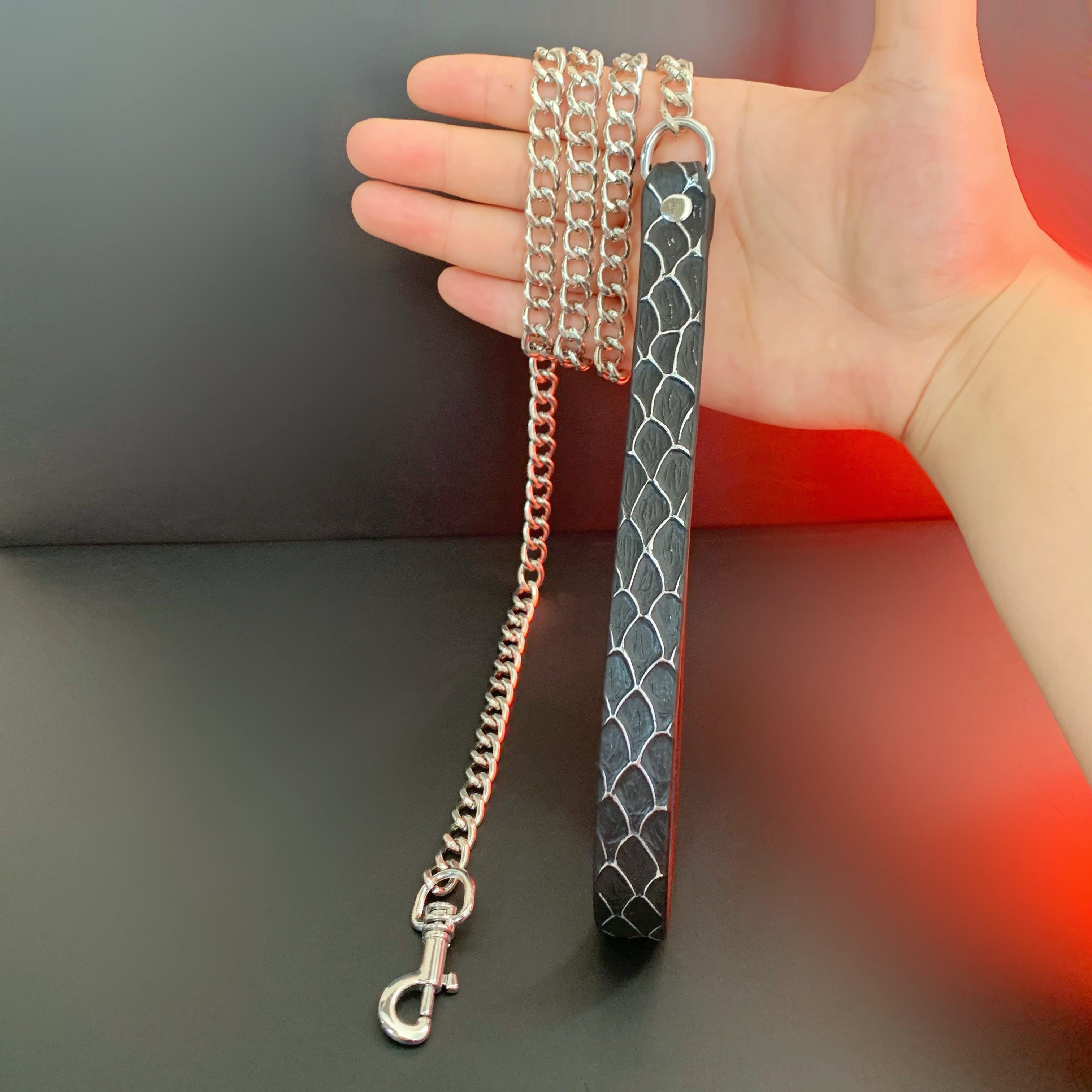 Scale Leather Collar & Chain Leash Set