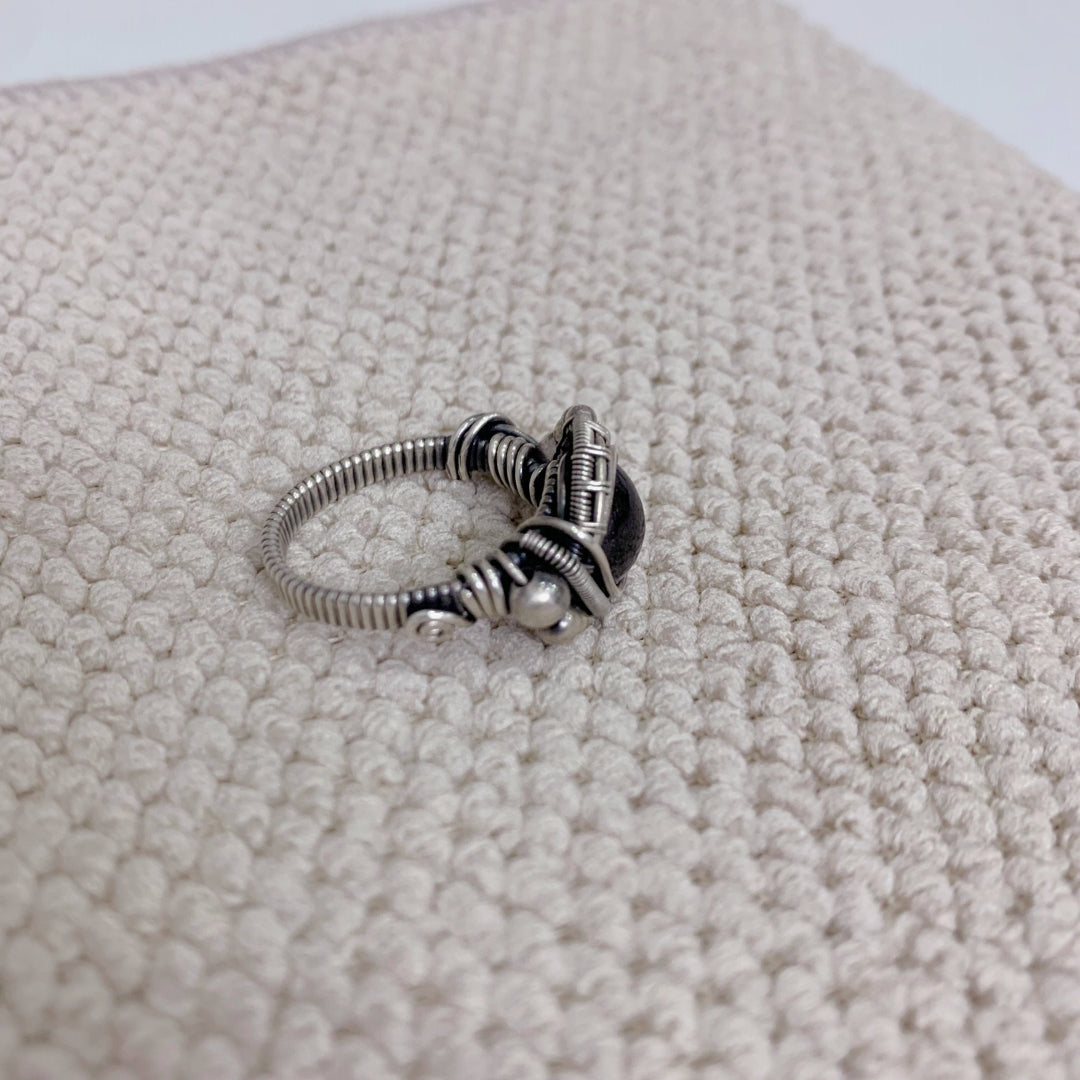 Starlight Silica Wire Stone Ring