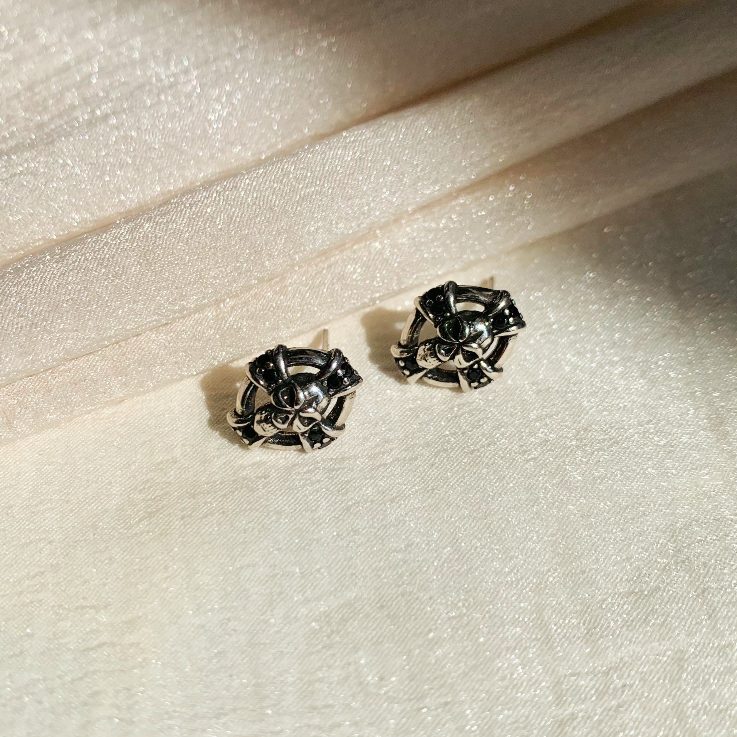 Unisex Silver Skull Studs
