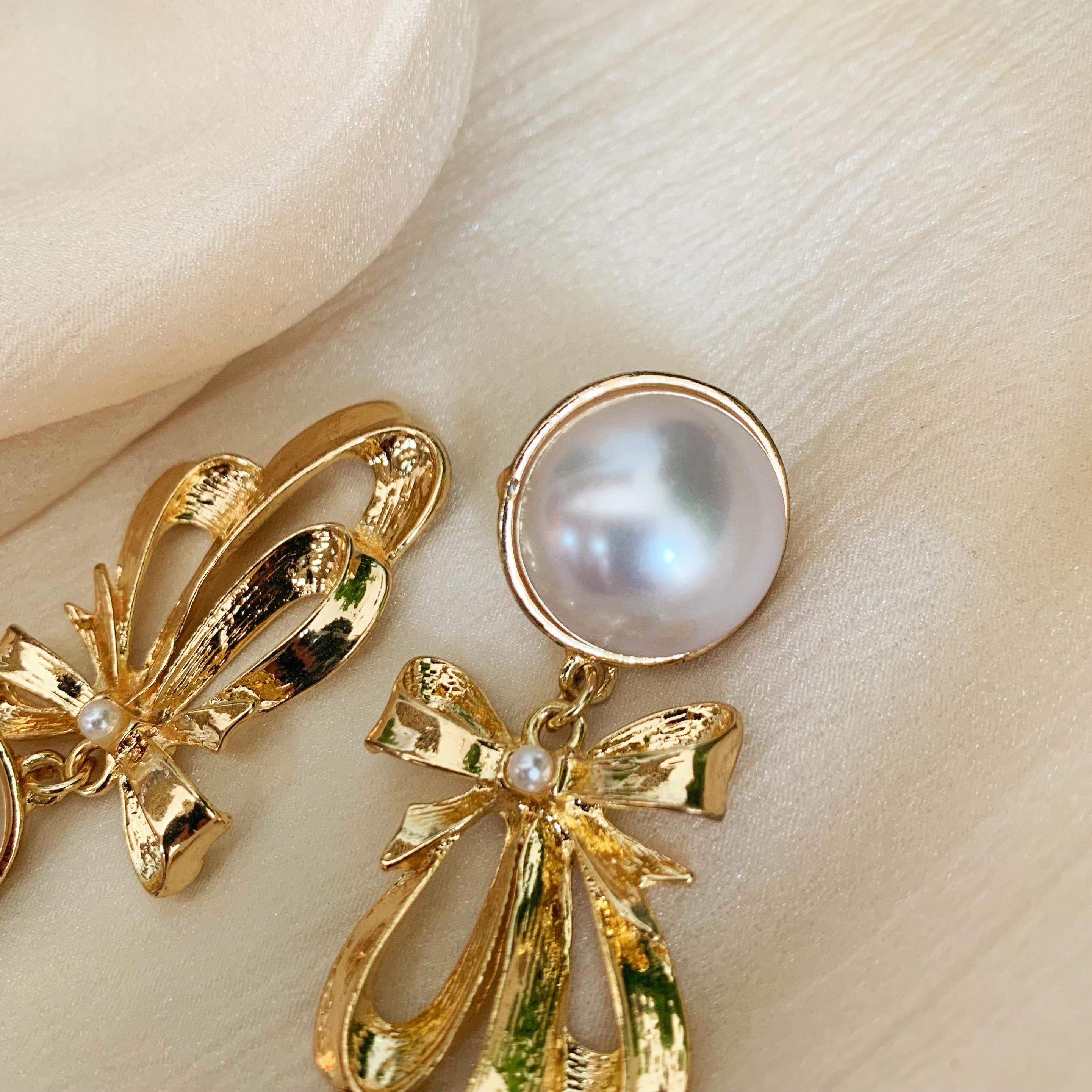 Gold Bow Pearl Earrings