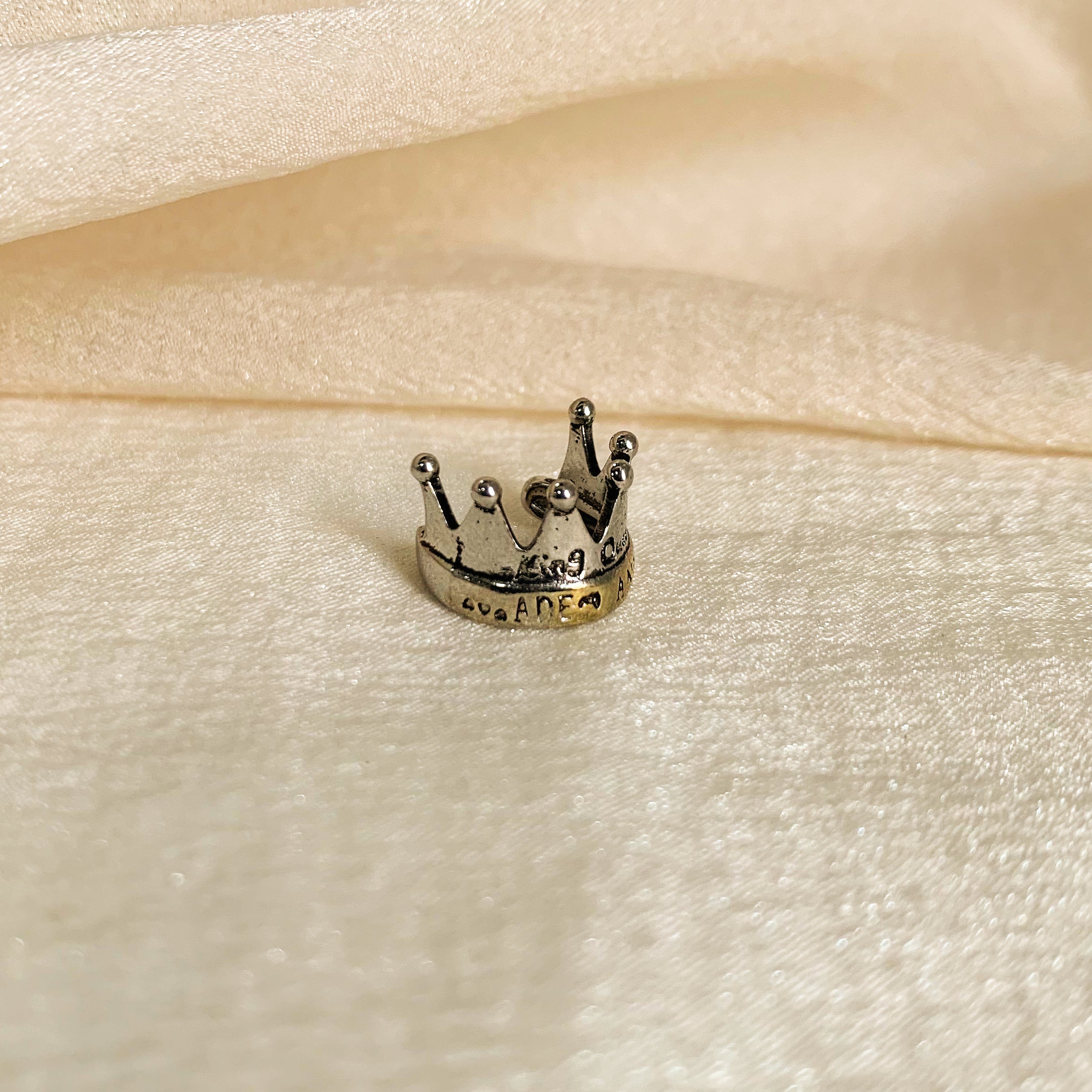 Unisex Crown Ear Cuff