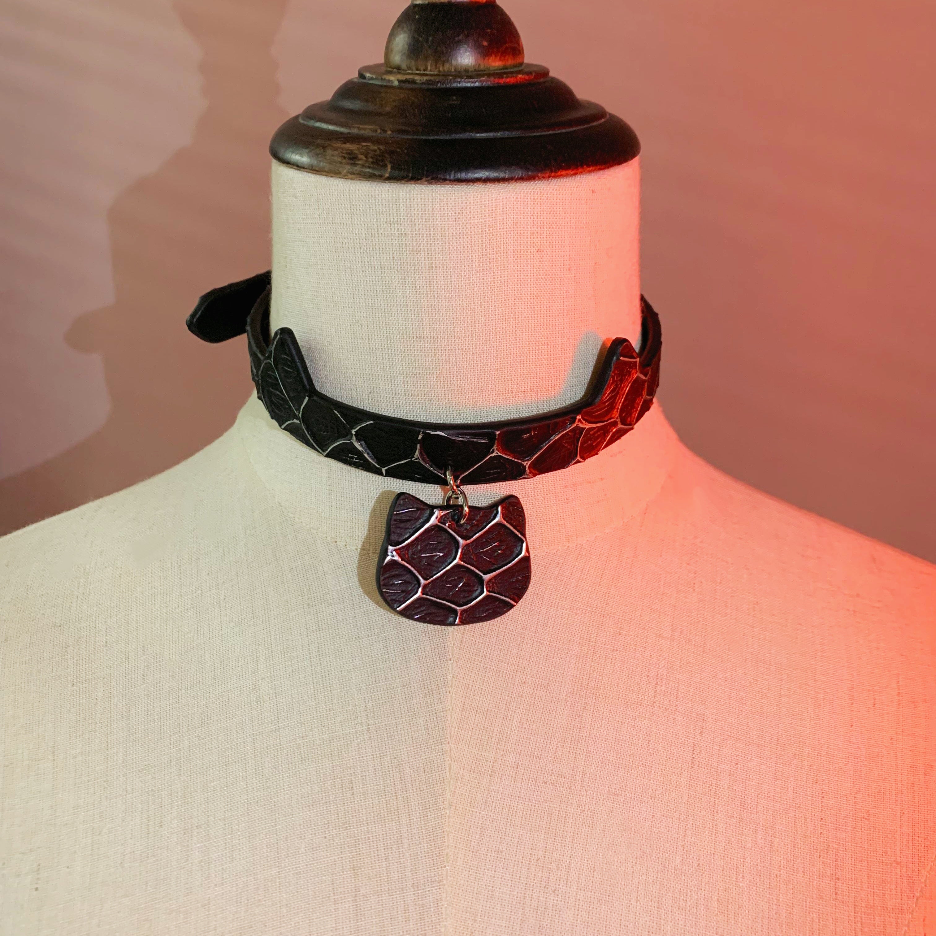 Scale Leather Collar & Chain Leash Set