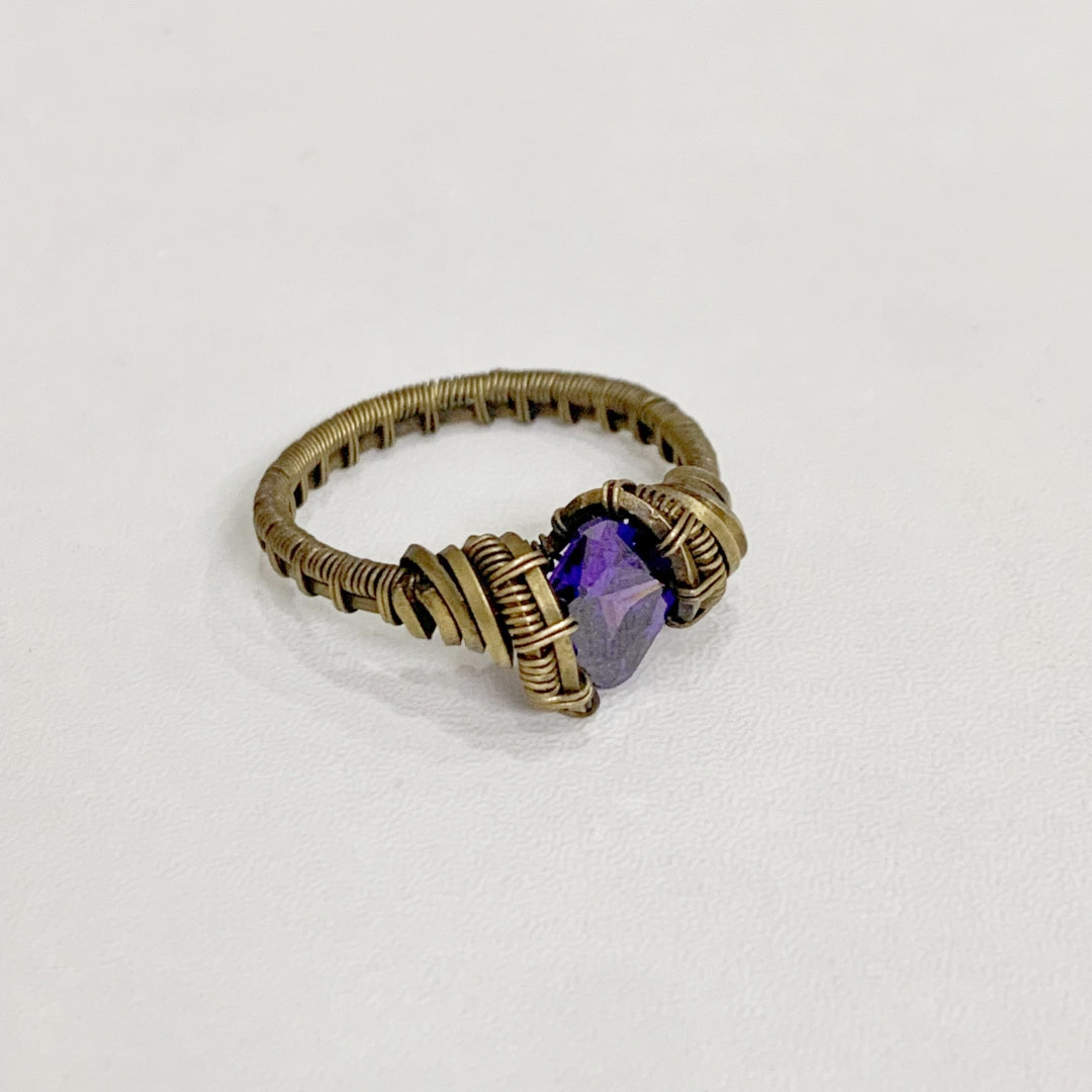 Vintage copper wire hand-wound natural amethyst ring