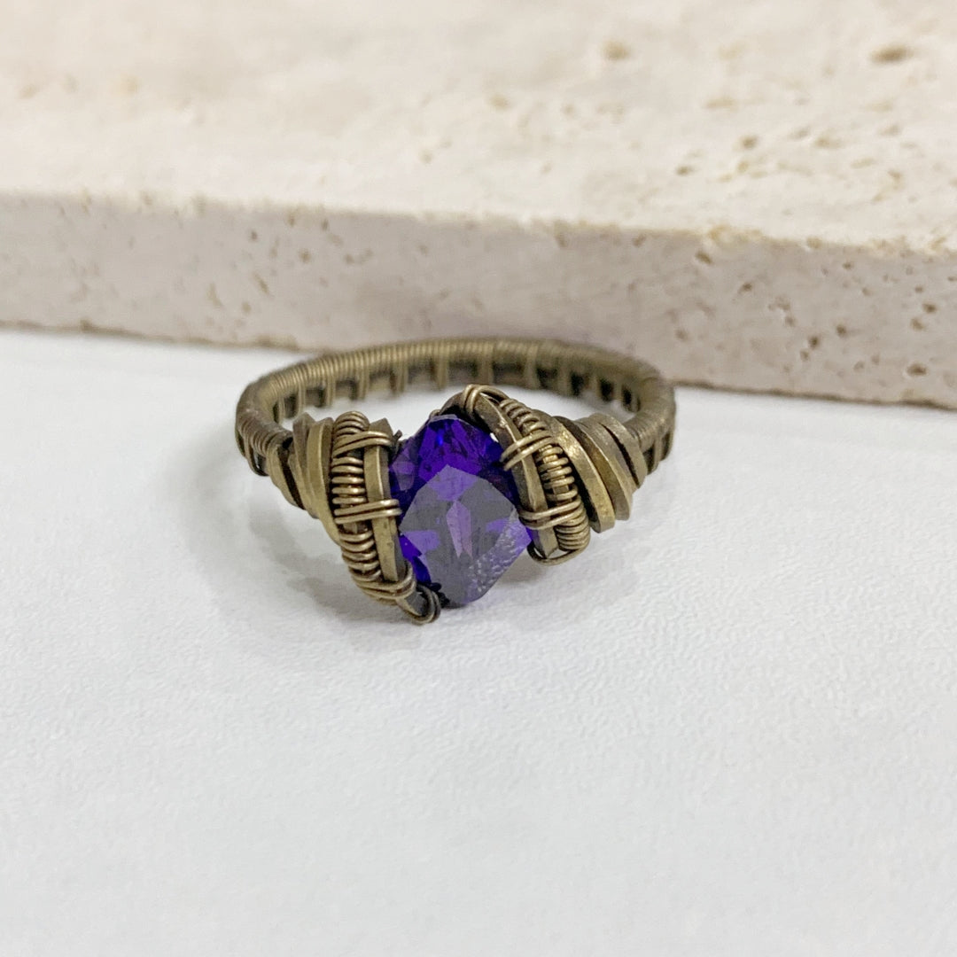 Vintage copper wire hand-wound natural amethyst ring